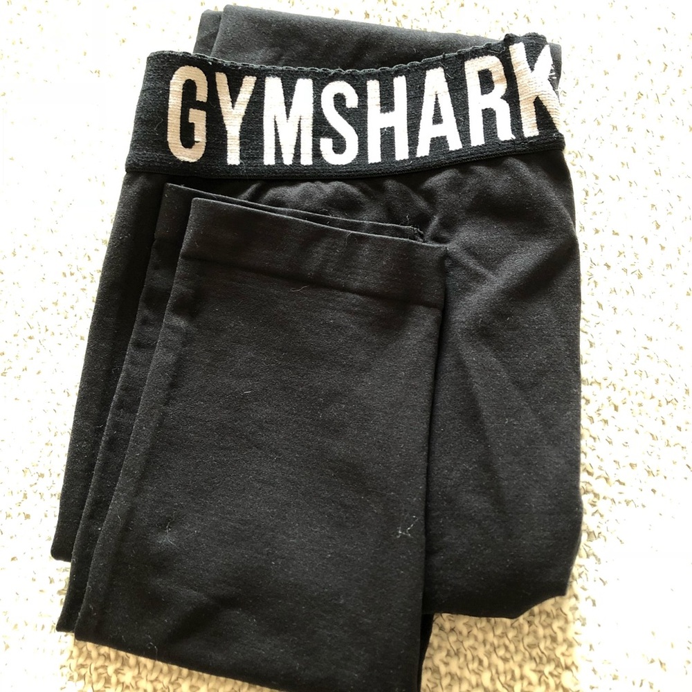 Gymshark fit leggings in medium